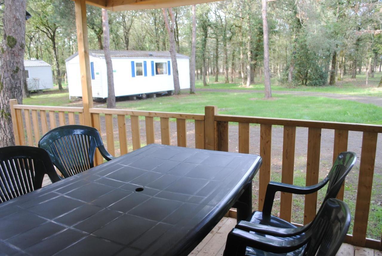 Mobil Home Camping 3*** Piscine Chauffee La Boissiere-de-Montaigu Экстерьер фото